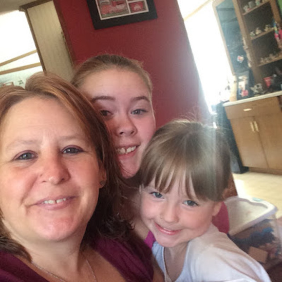 Meet your Posher, Bridget - Picture 1 of 1